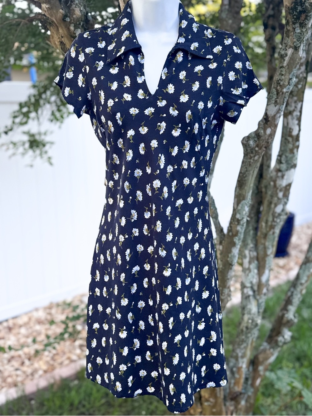 Joule Daisy Floral Mini Dress Small Navy Blue Collared Y2K Cottagecore
